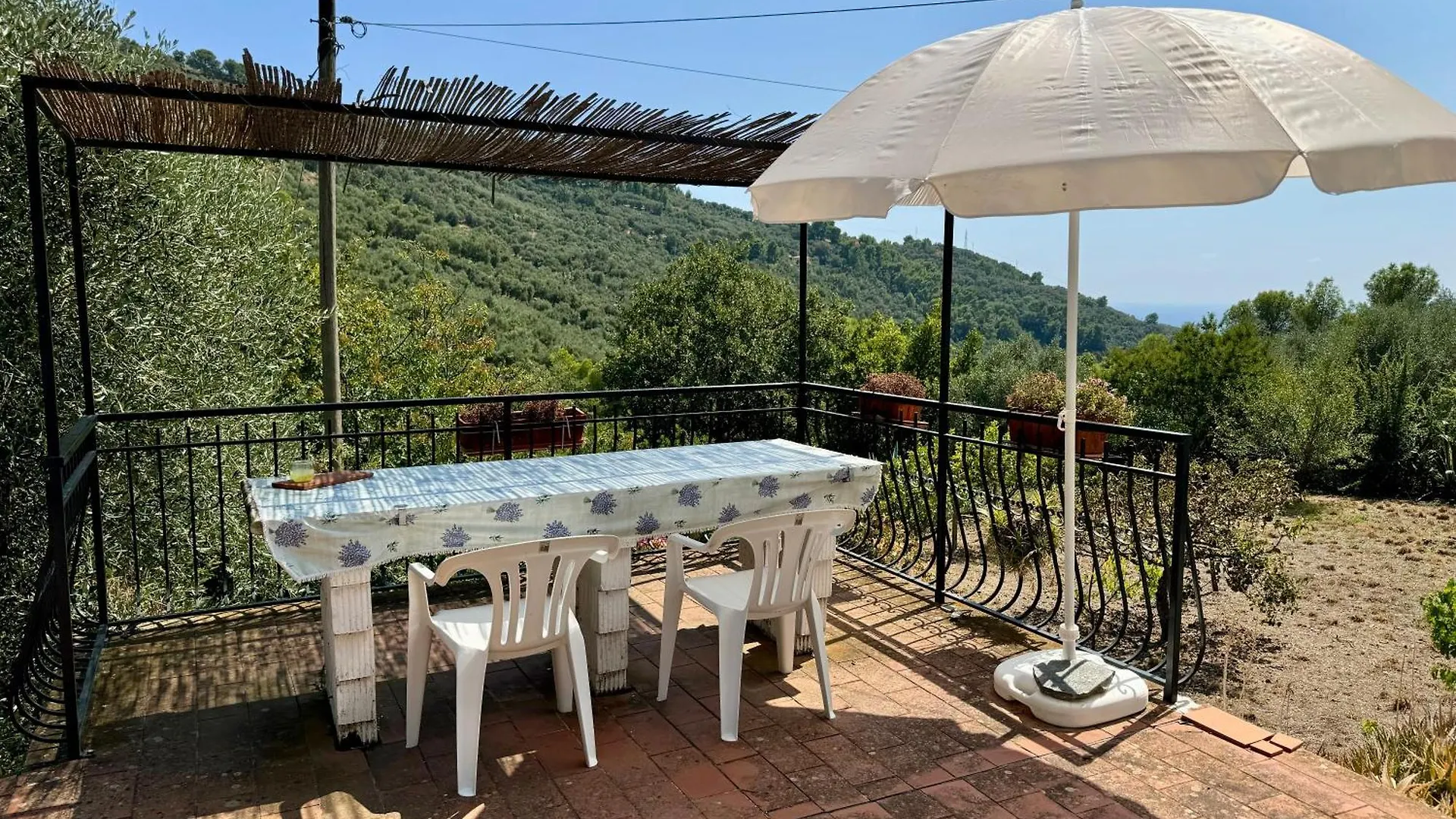 Casa Uliveto Villa Diano San Pietro 0*,  Italy